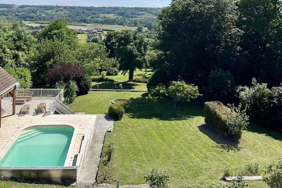 Présentation de La Maison Rouge à Beaurieux, maison d'exception en Champagne, à proximité de Reims